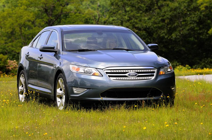  Ford Taurus SHO 2010 года  (фото 237 из 248)